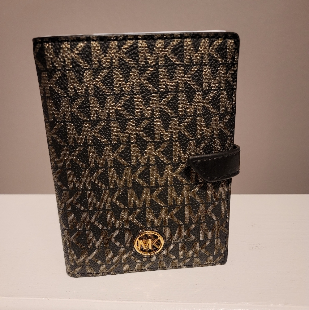 ***SOLD***Michael kors - Picture 1 of 4
